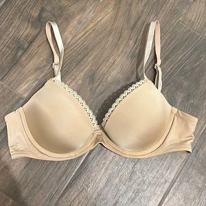 Calvin Klein 34B Push-Up Bra